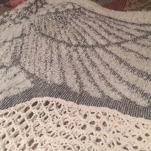 NWOT Dark and Light Gray Shawl with Creme Fringe.